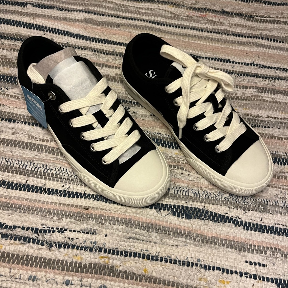 SIMPLE shoes—Black Suede shoes